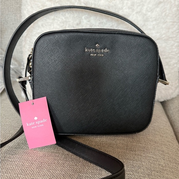 kate spade Handbags - Kate Spade Black Crossbody Bag